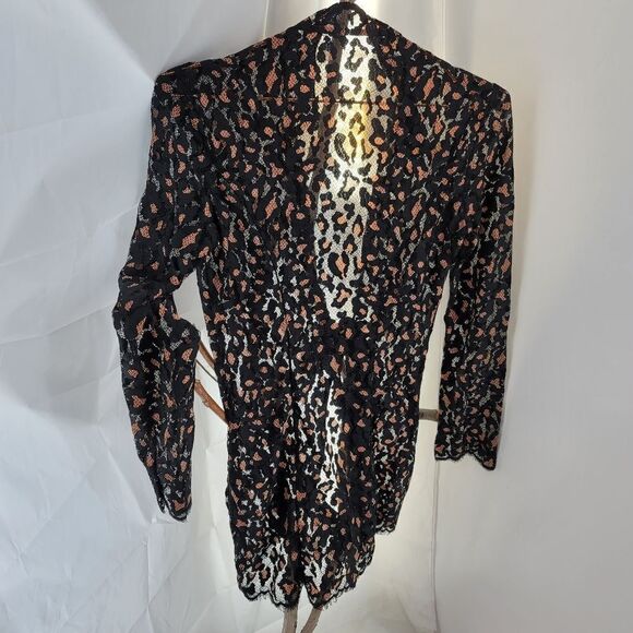 Agent provocateur black cheetah lace mini robe - Picture 5 of 7